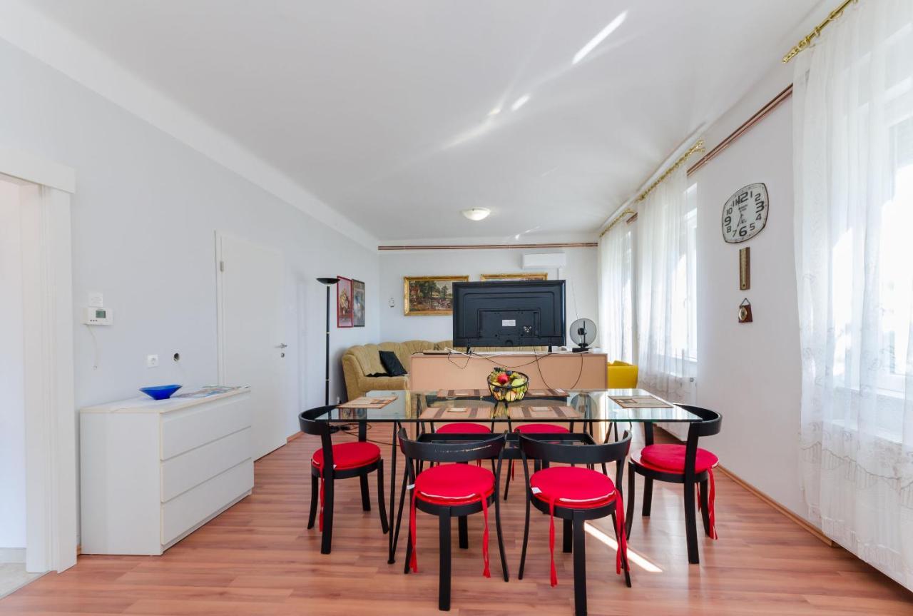 Apartments Andrijana Ριέκα Δωμάτιο φωτογραφία