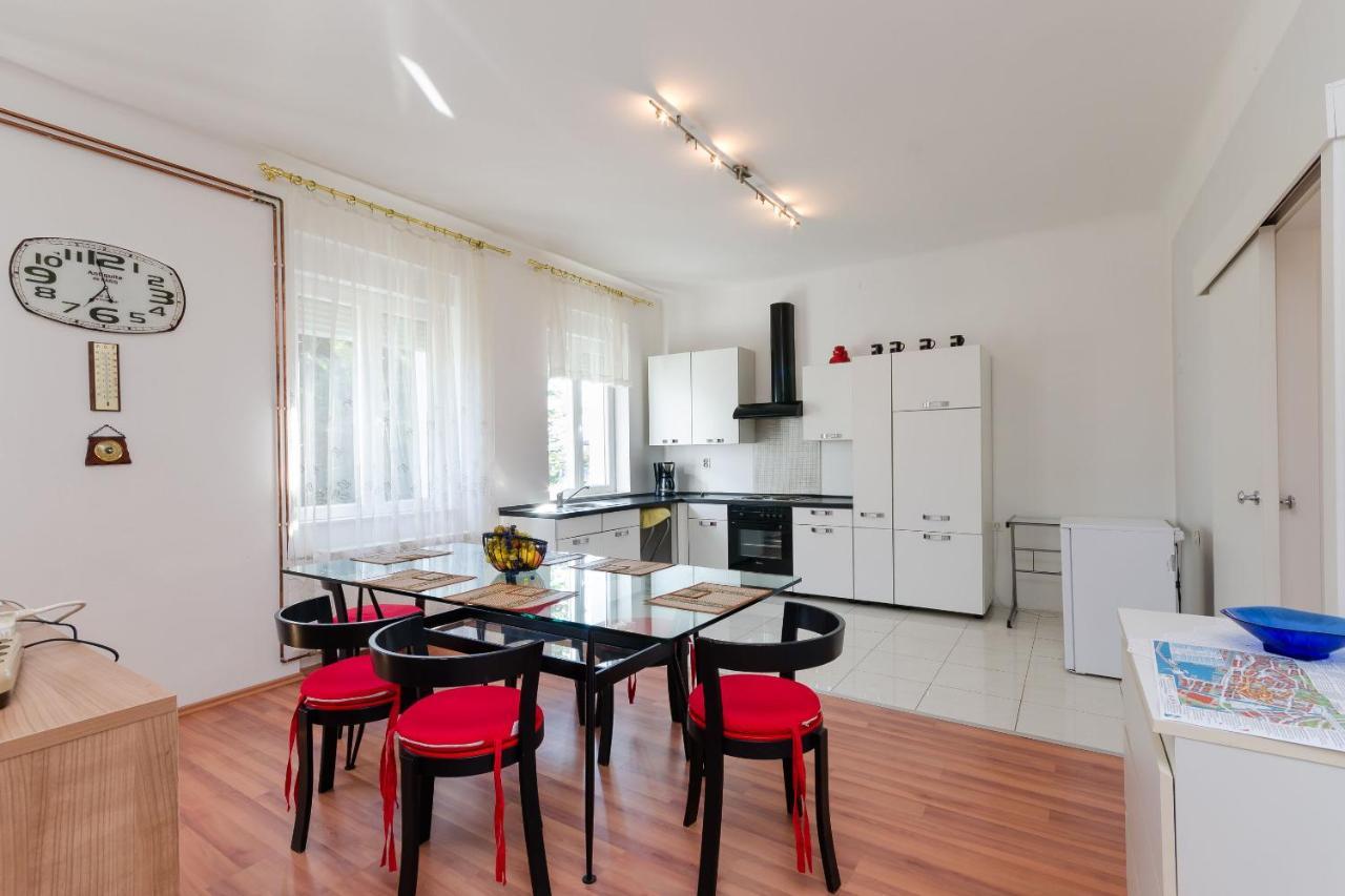 Apartments Andrijana Ριέκα Δωμάτιο φωτογραφία